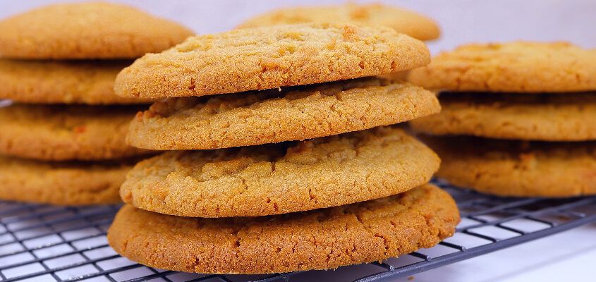 Jumbo Peanut Butter Cookies