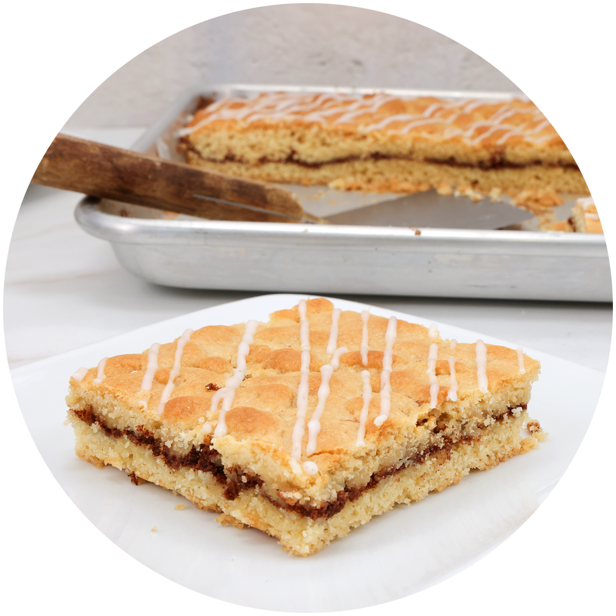 cinn-roll-bars | "JIFFY" Foodservice Cinnamon Roll Bars Image, Fall LTO, Seasonal LTO